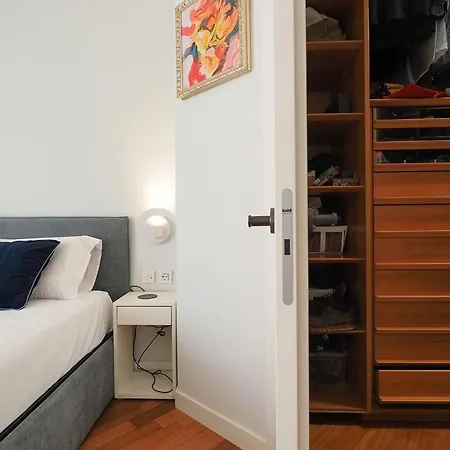 Bright Three Bedroom With Balconies Porta Romana Apartamento Milán